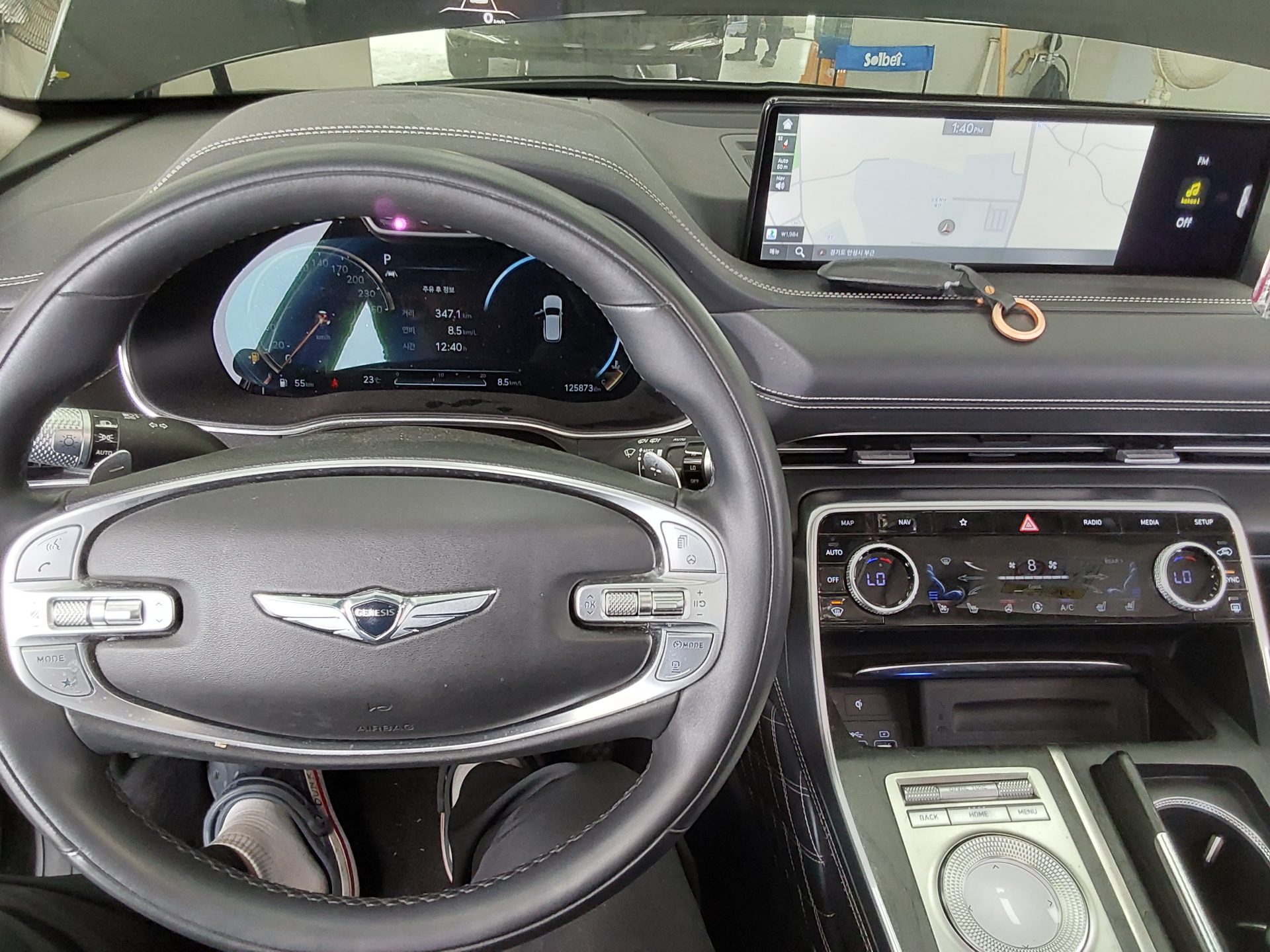 2021 - genesis gv80