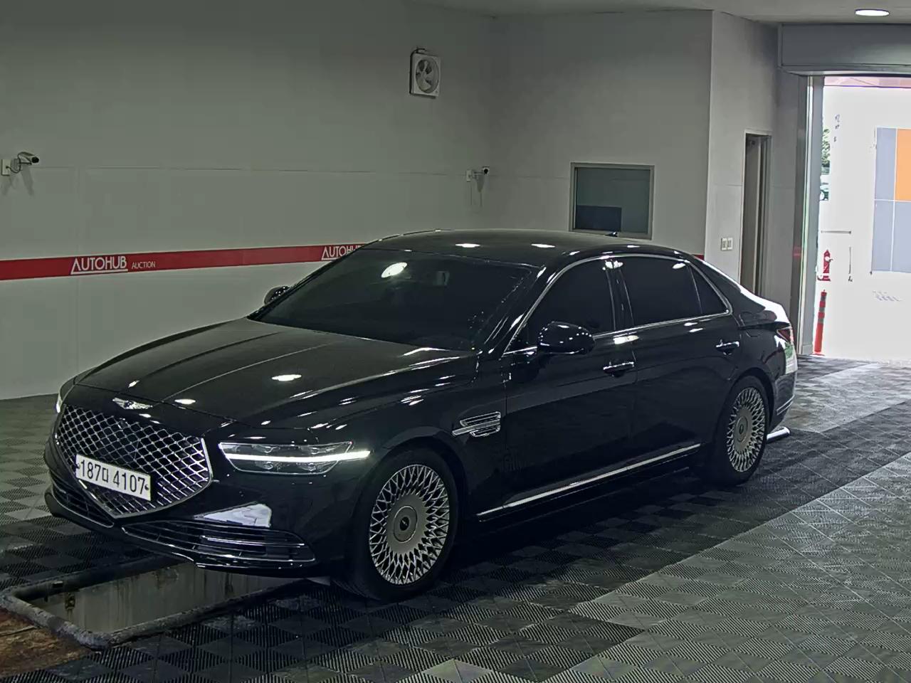 جينيسيس G90