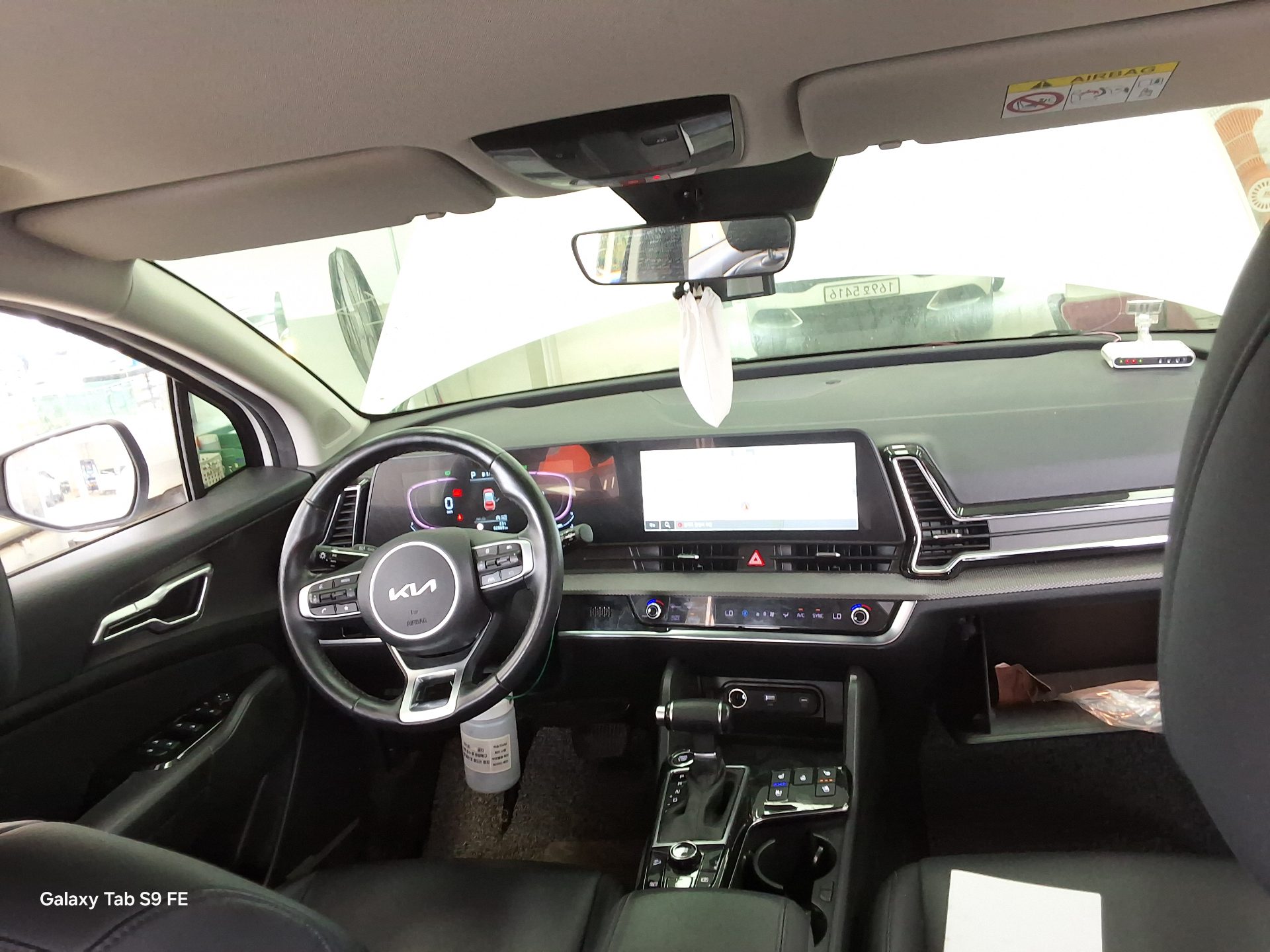 2022 - kia sportage