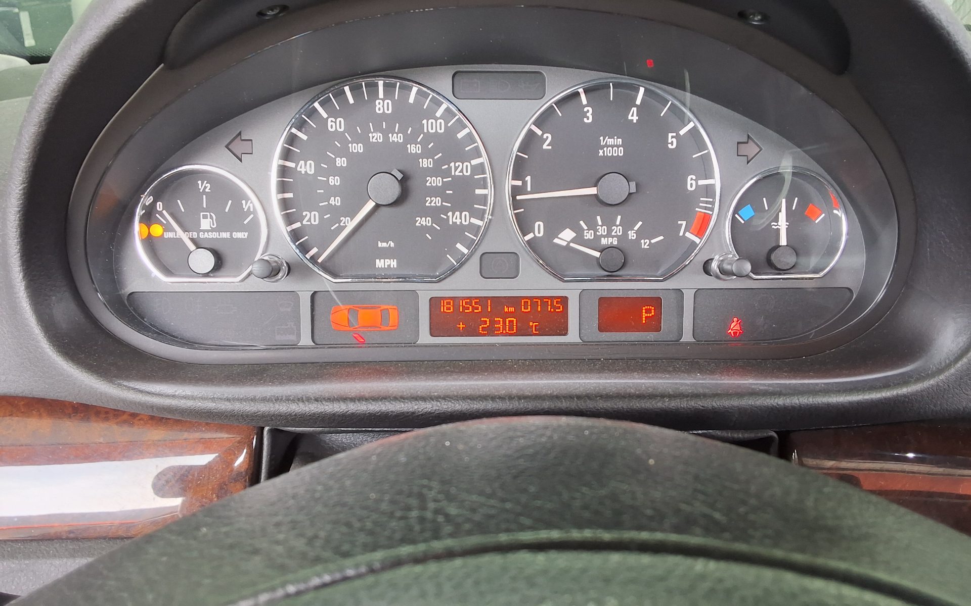 BMW 3 Series - 8