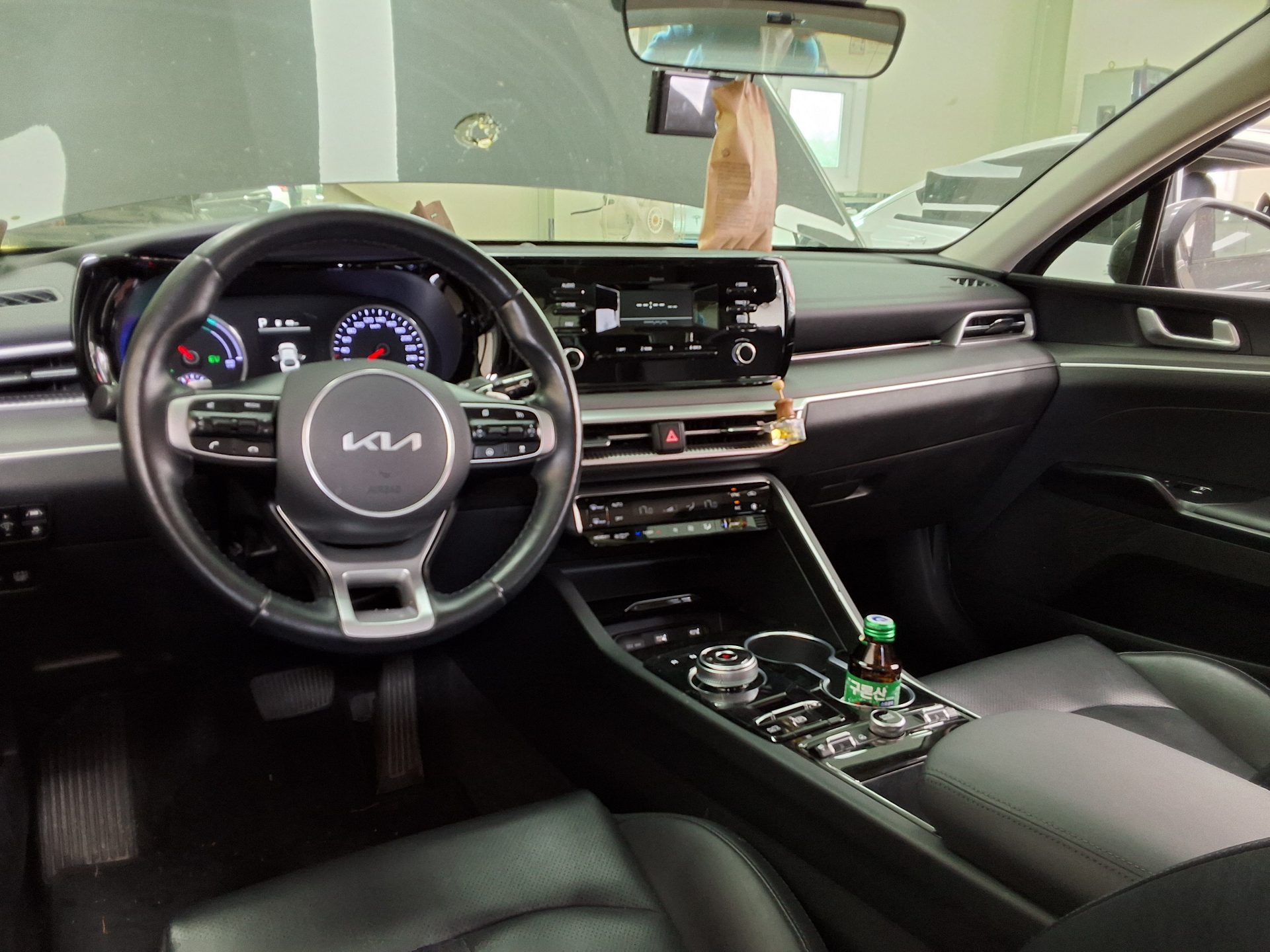 2022 - kia k5