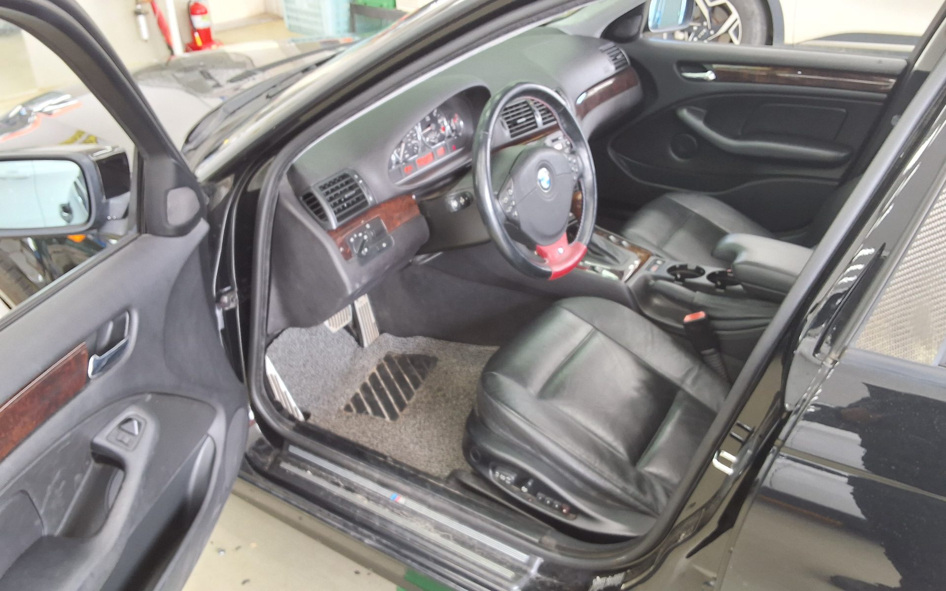 BMW 3 Series - 9