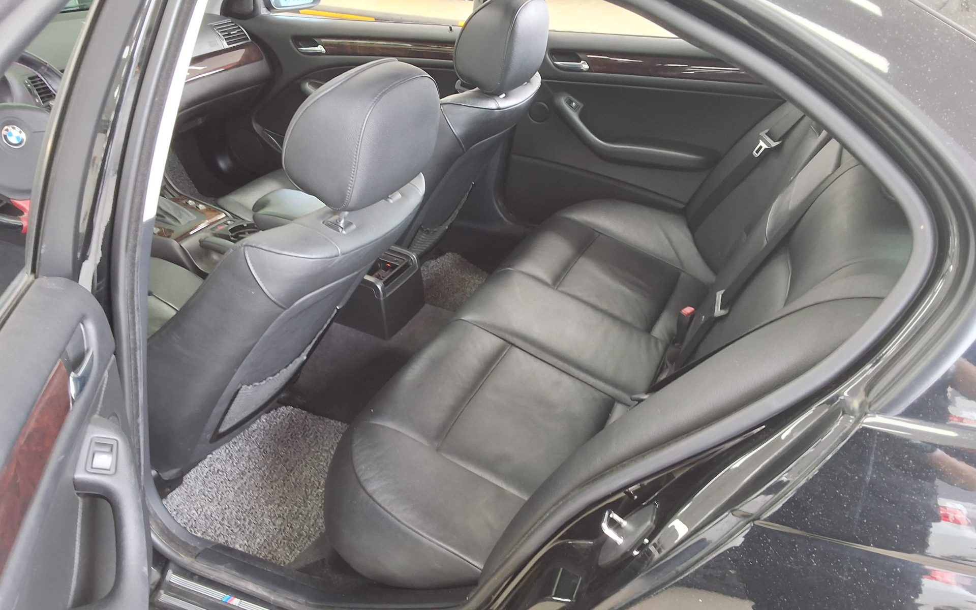 BMW 3 Series - 11
