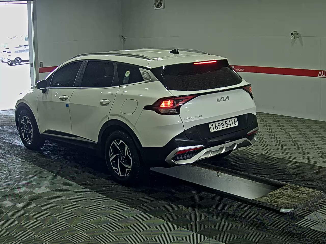 2022 - kia sportage
