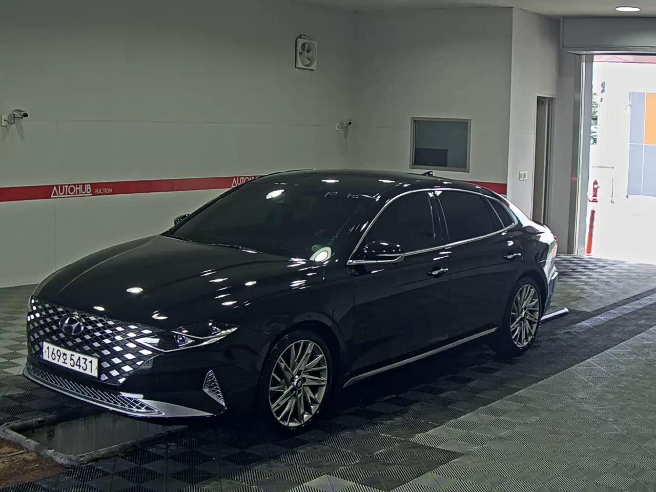 HYUNDAI GRANDEUR CALLRAPHY