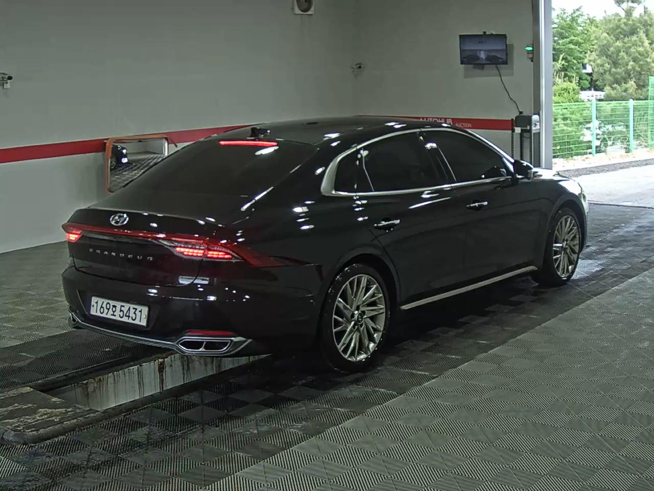 2022 - hyundai grandeur