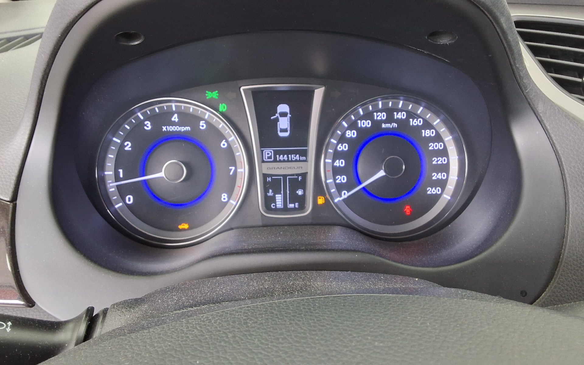 Hyundai Grandeur - 8