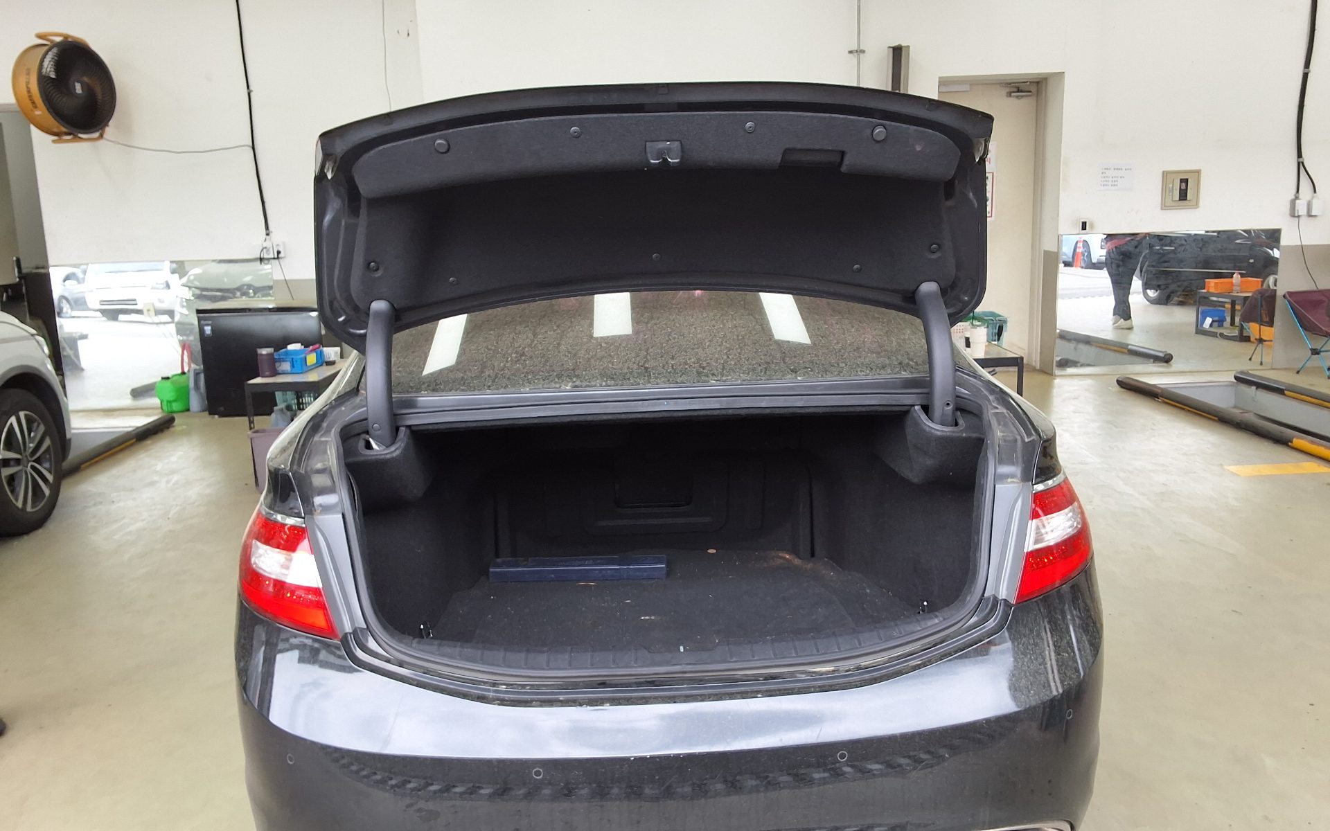 Hyundai Grandeur - 14