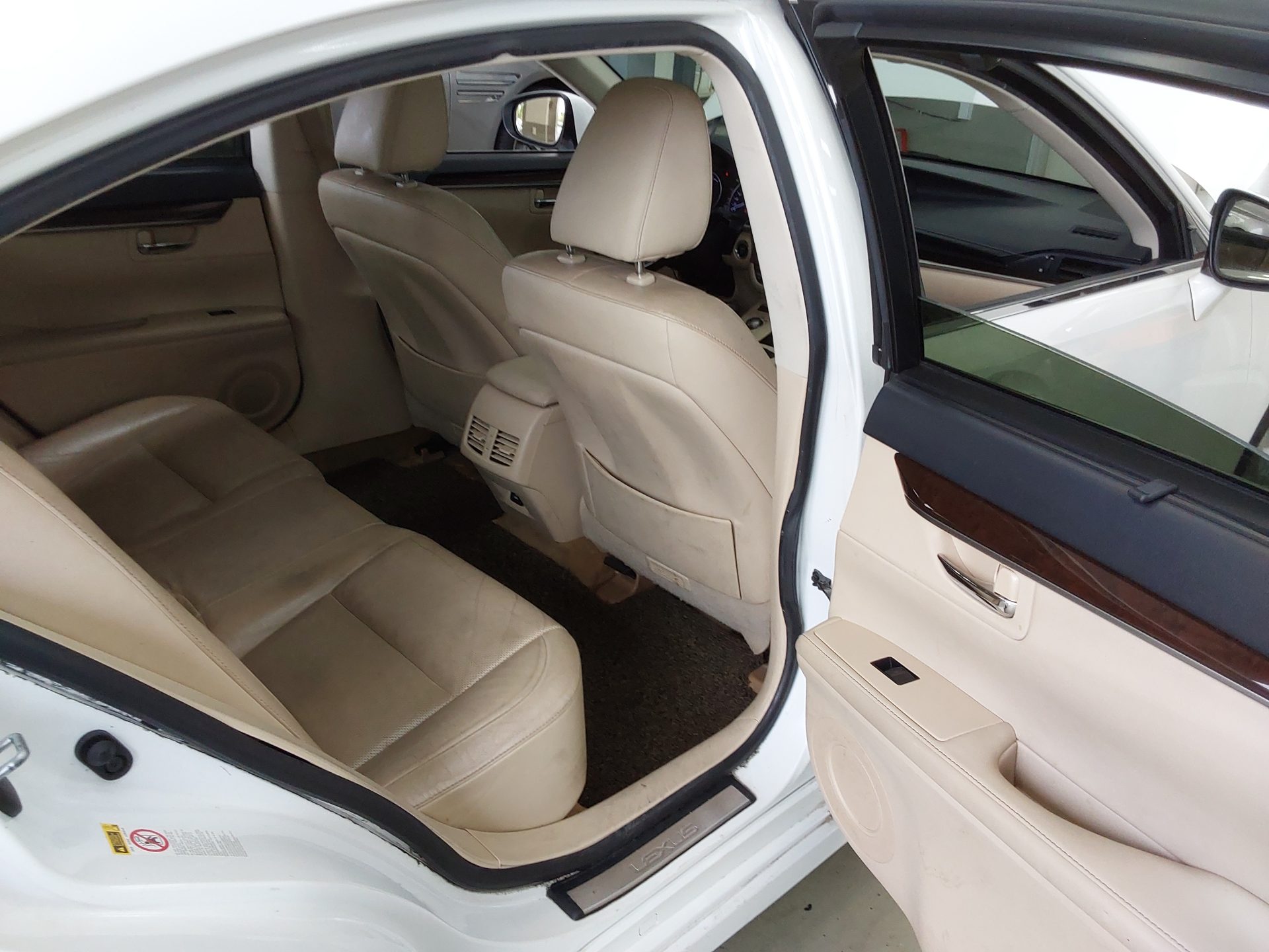 Lexus ES - 13