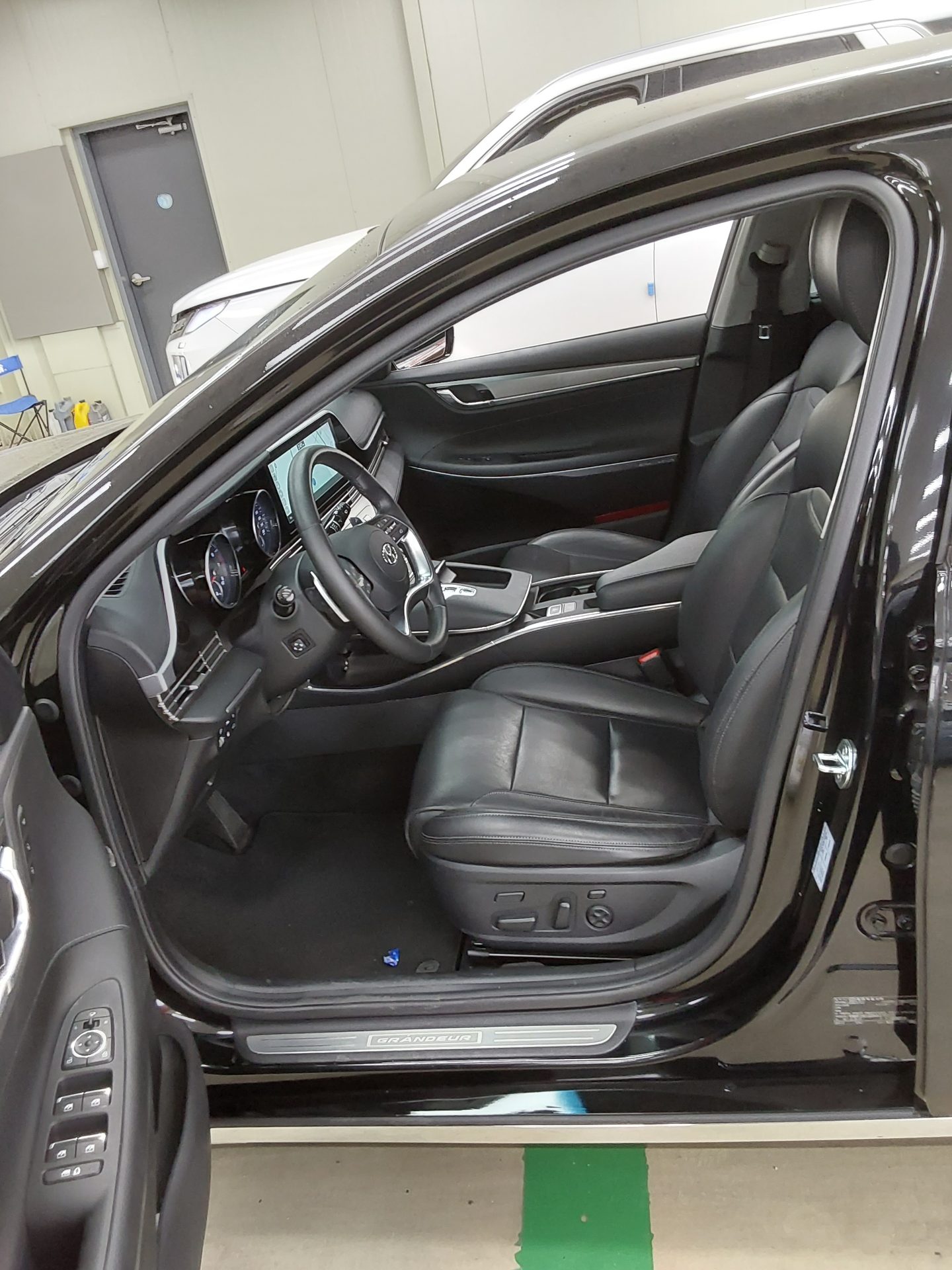 2022 - hyundai grandeur