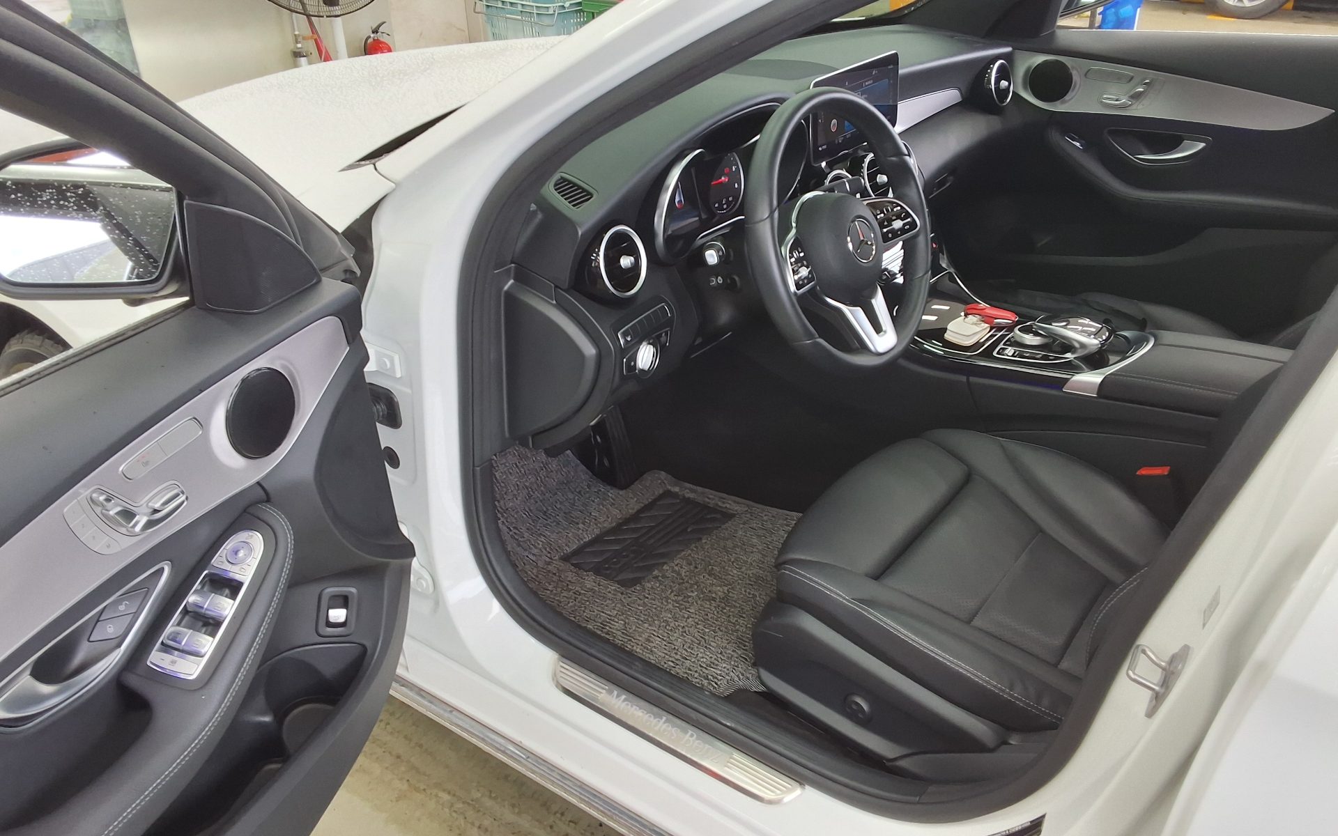 2020 - mercedes-benz c220