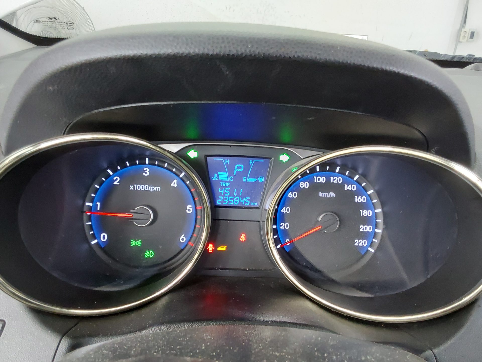 2011 - hyundai tucson
