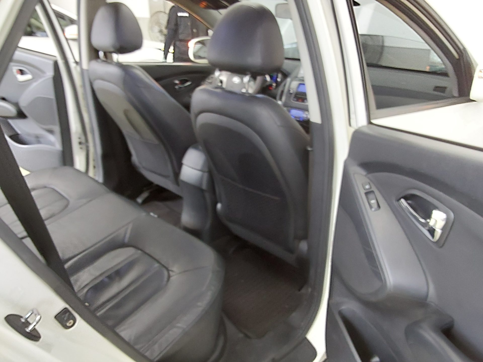 2011 - hyundai tucson