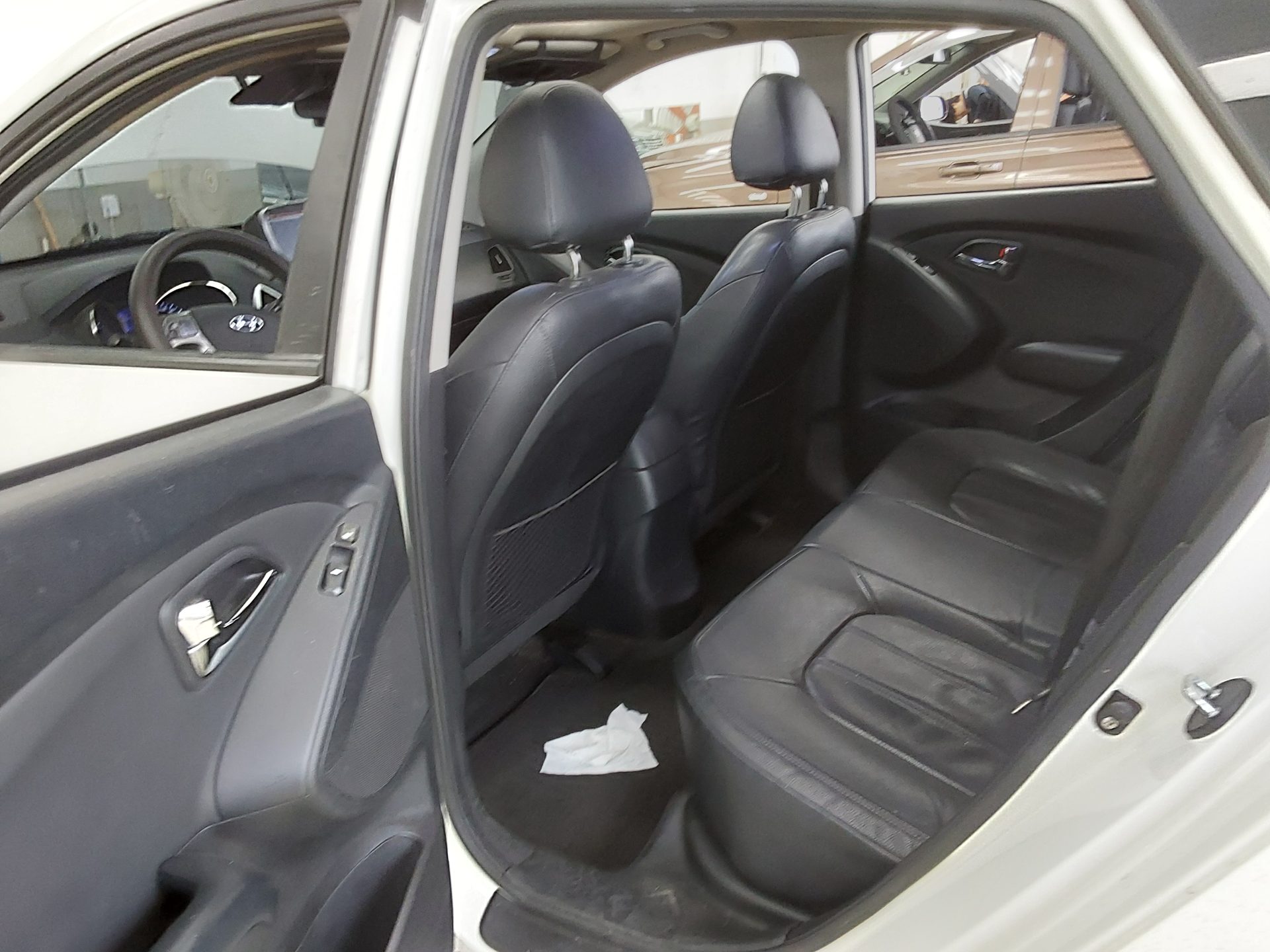 2011 - hyundai tucson