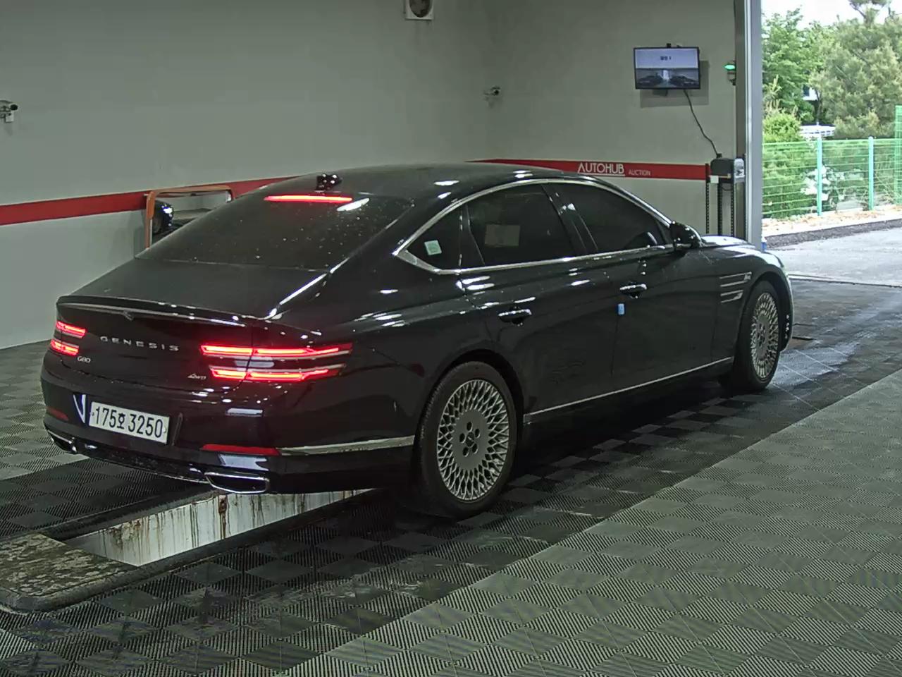 2023 - genesis g80