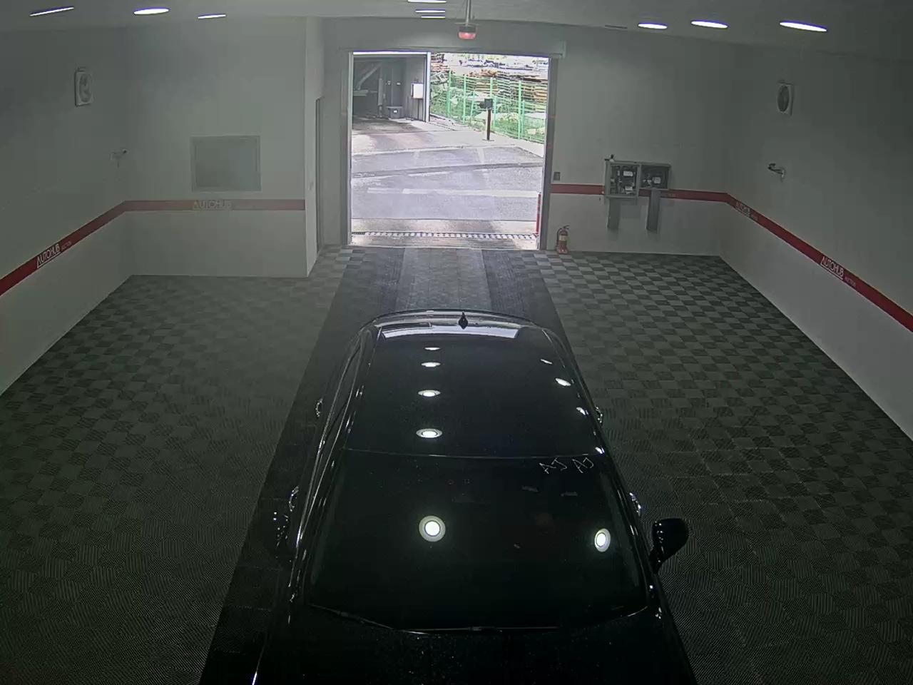 2023 - genesis g80