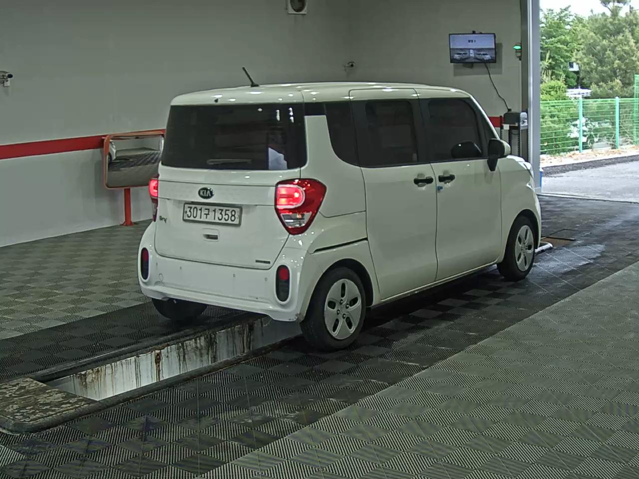 2020 - kia ray