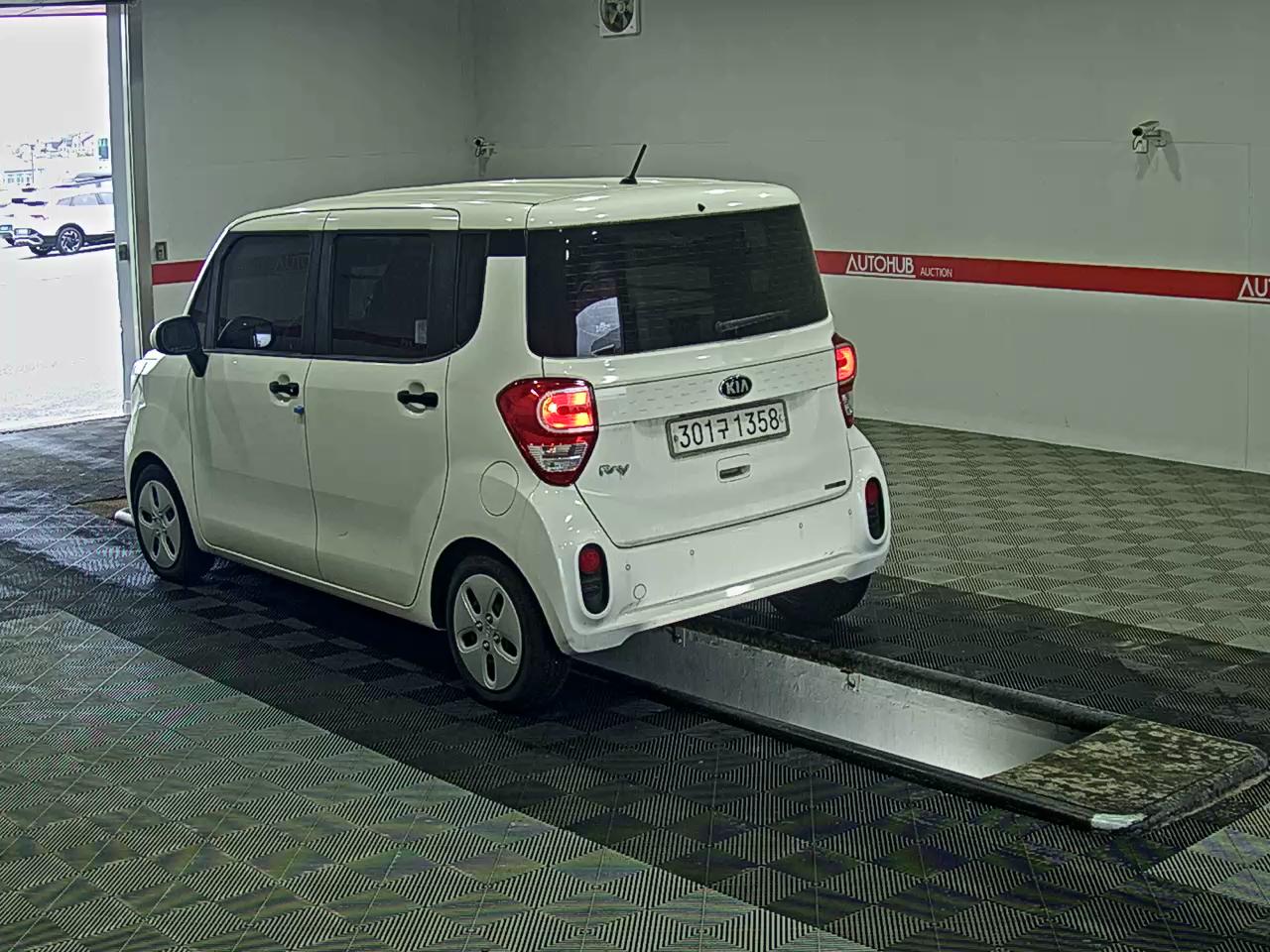2020 - kia ray