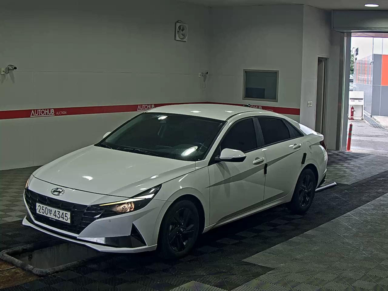 HYUNDAI AVANTE (CN7)