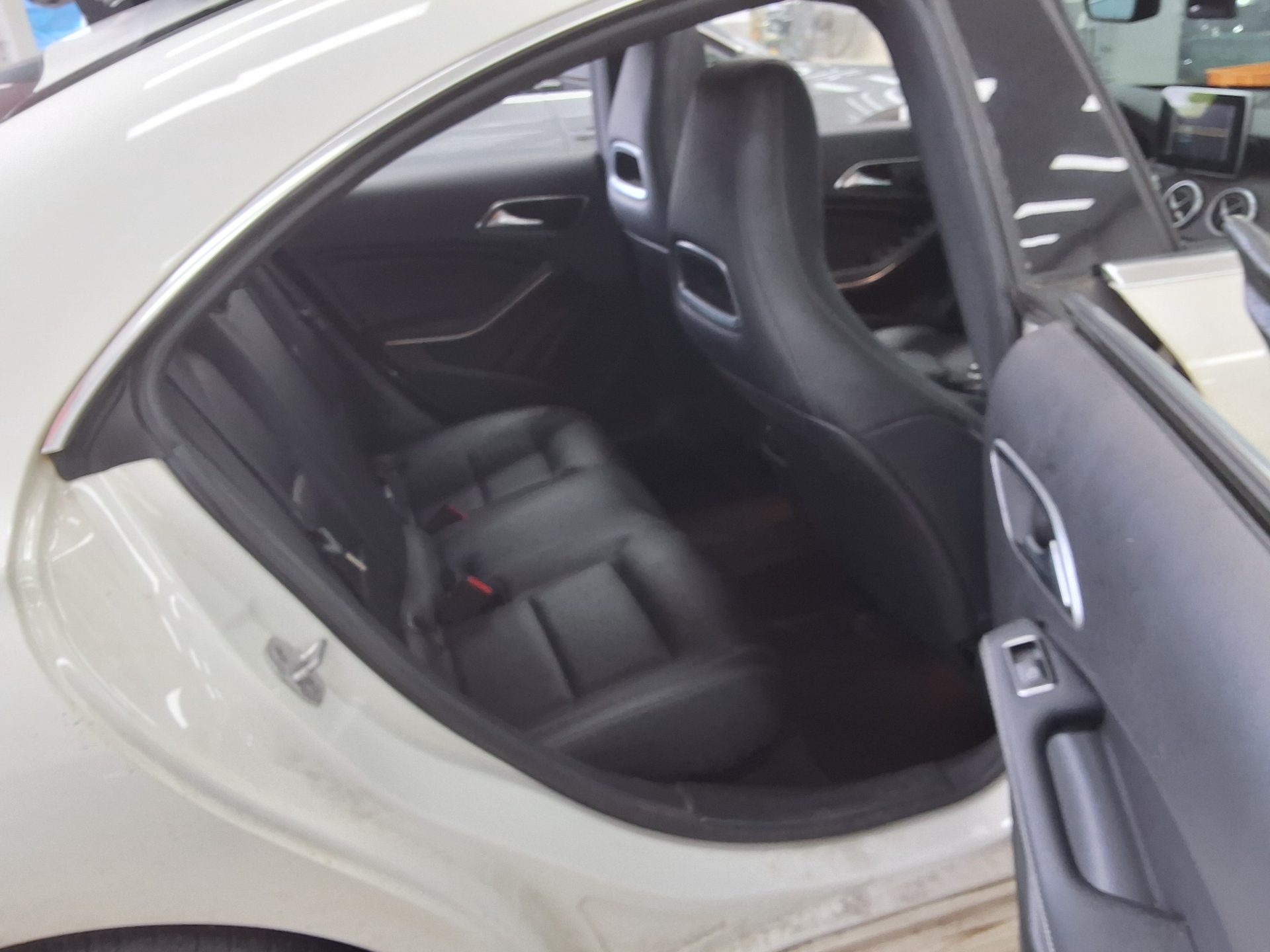 2016 - mercedes-benz cla200
