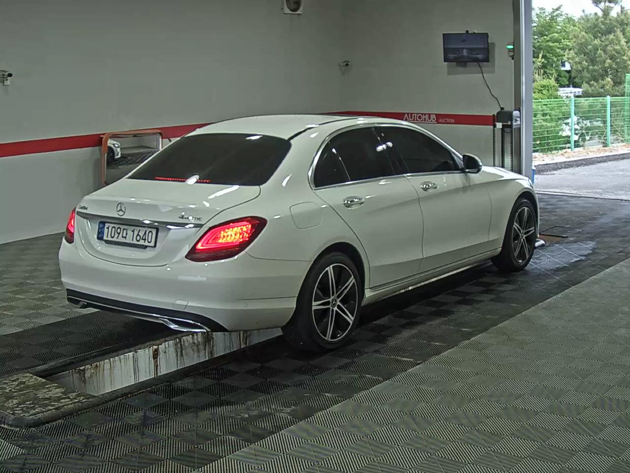 2020 - mercedes-benz c220