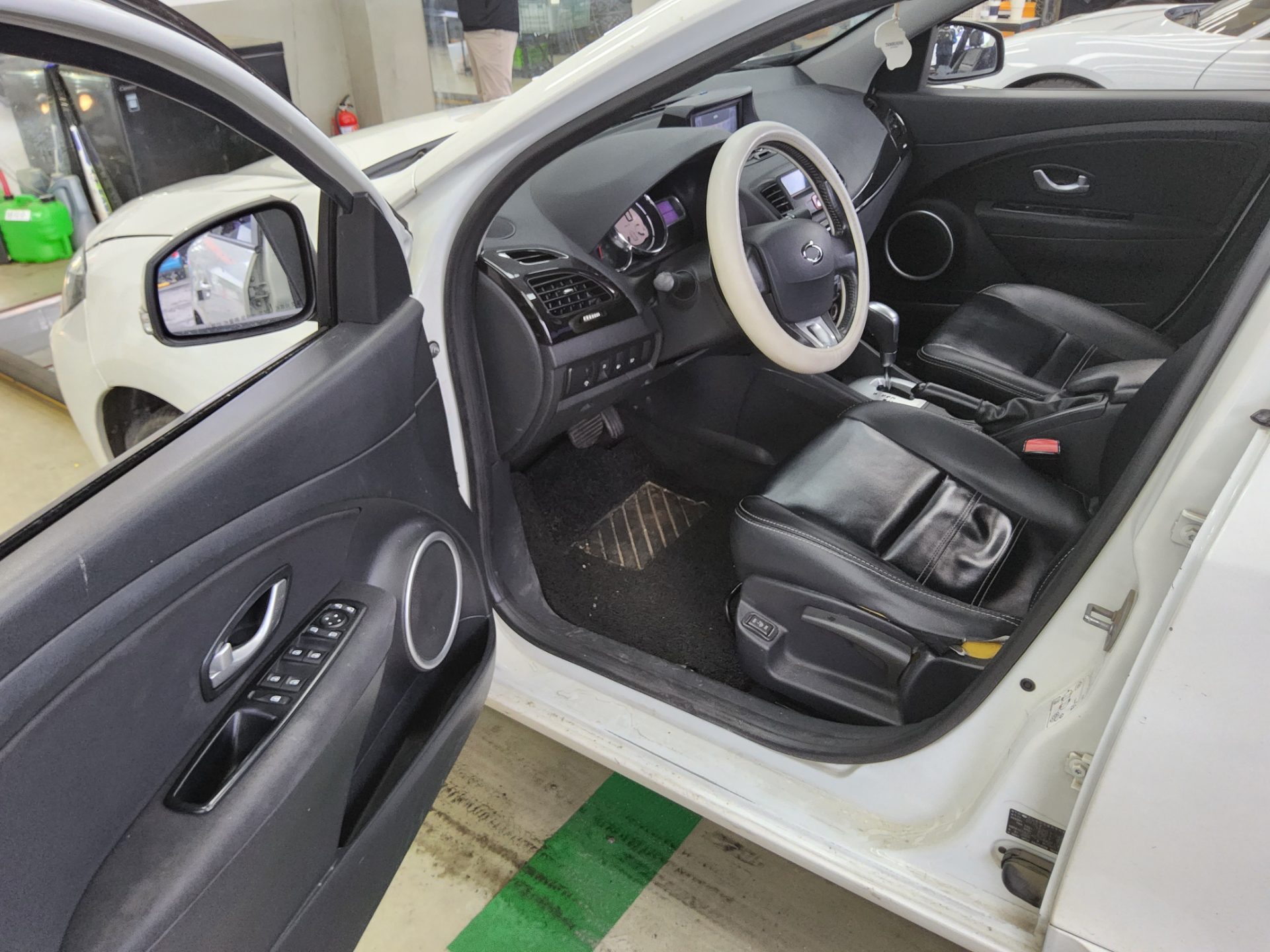 2016 - renault sm3