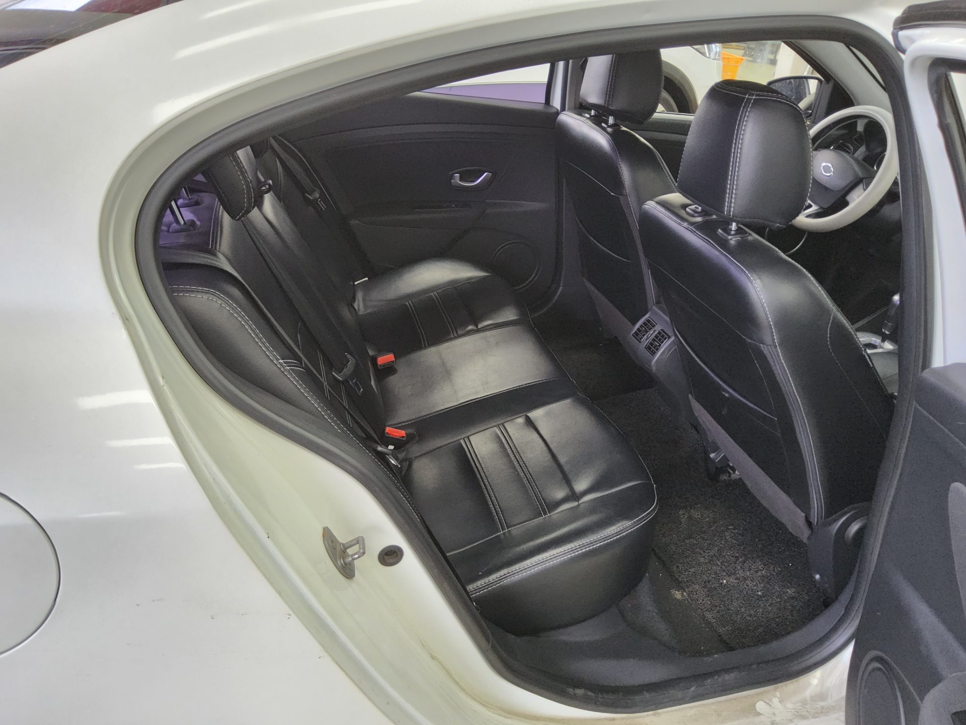 2016 - renault sm3