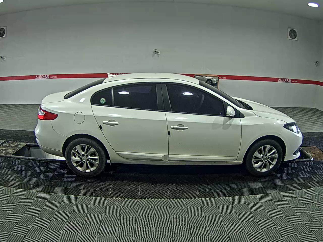 2016 - renault sm3