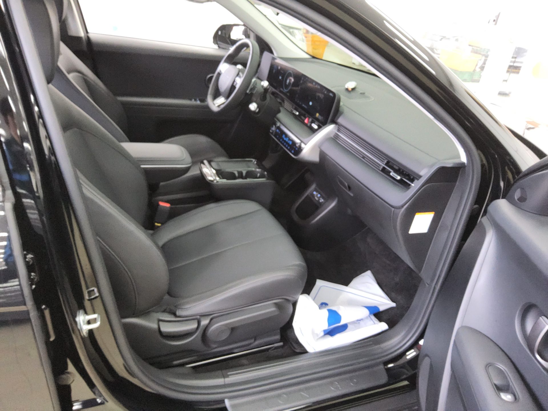 2025 - hyundai ioniq