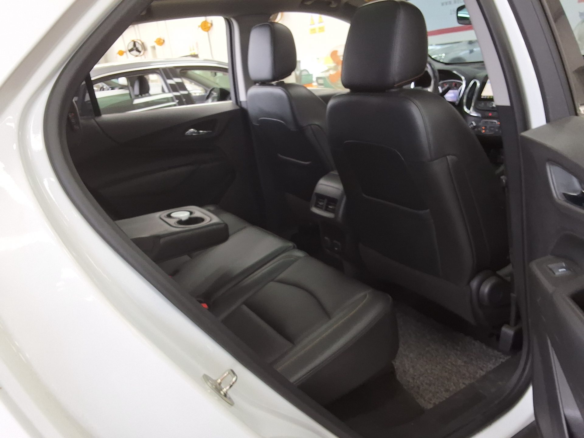 2019 - chevrolet equinox