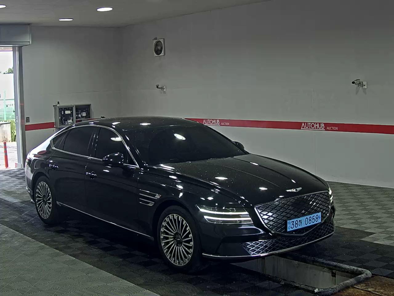 2023 - genesis eg80