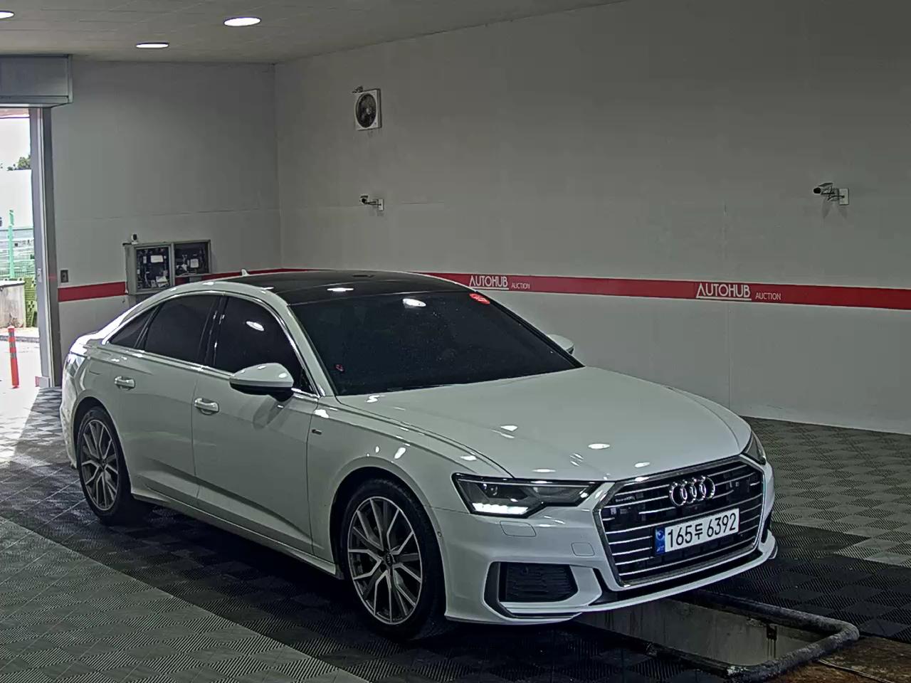 أودي A6 - 2