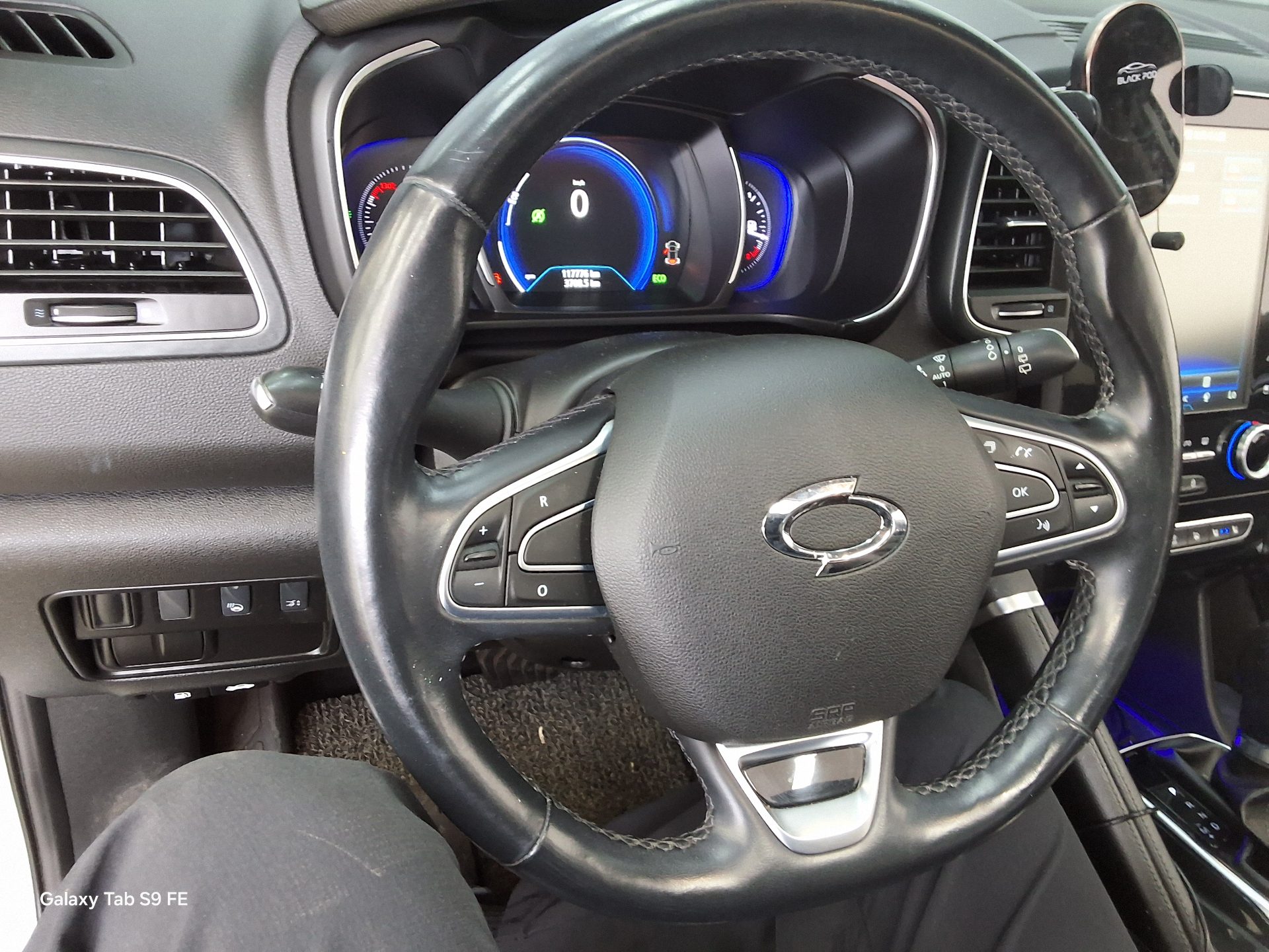 2018 - renault qm6