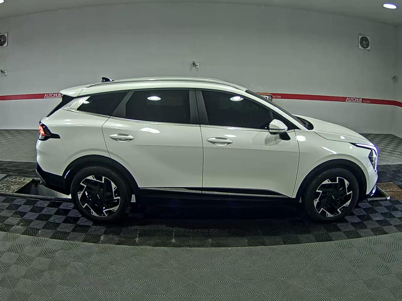 2022 - kia sportage