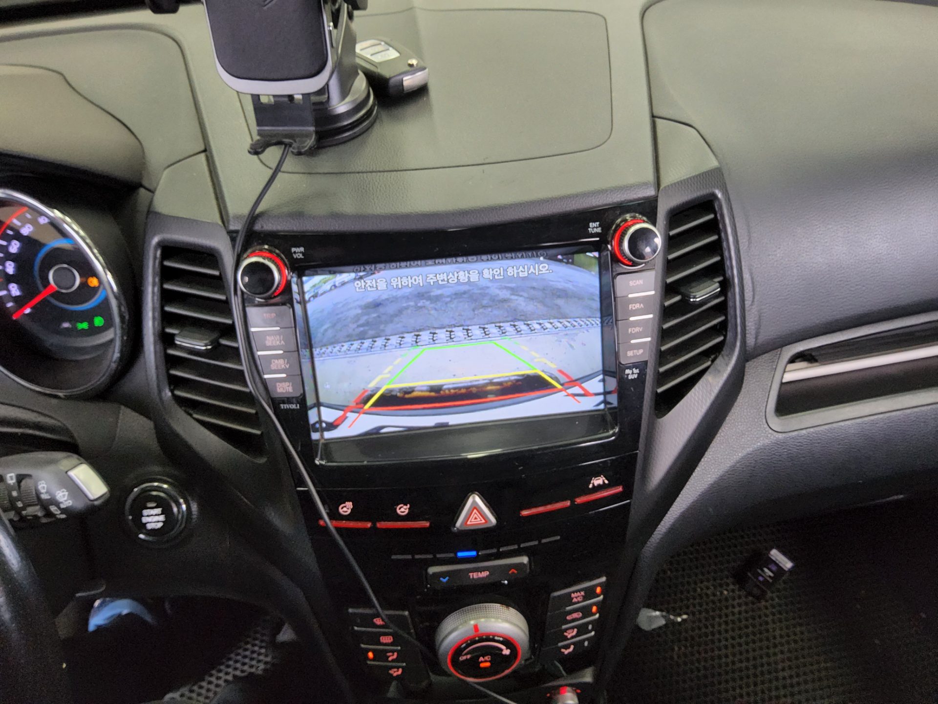2018 - ssangyong tivoli