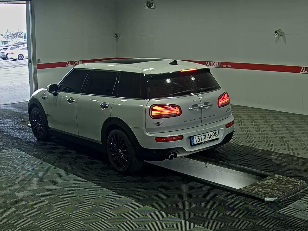 BMW MINI - 5