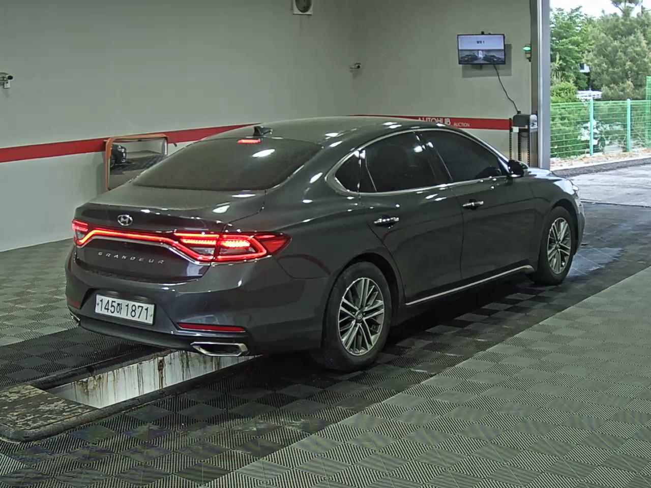 2019 - hyundai grandeur