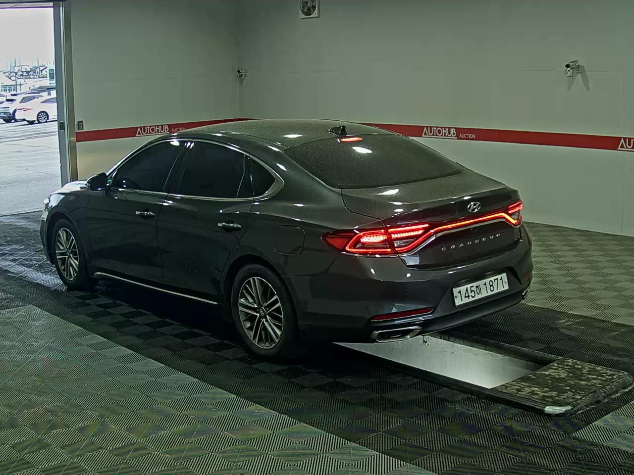 2019 - hyundai grandeur