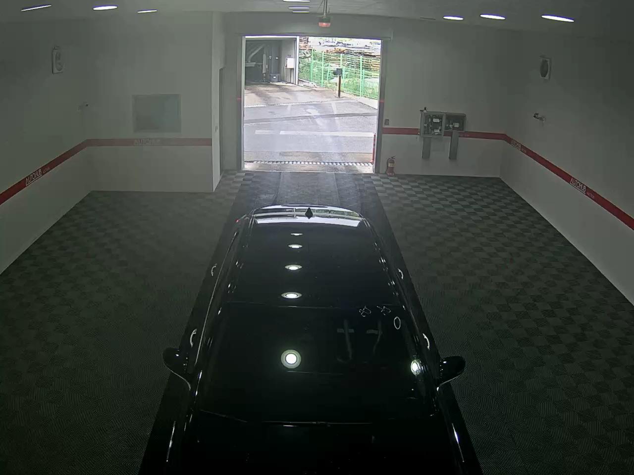 2023 - kia k9