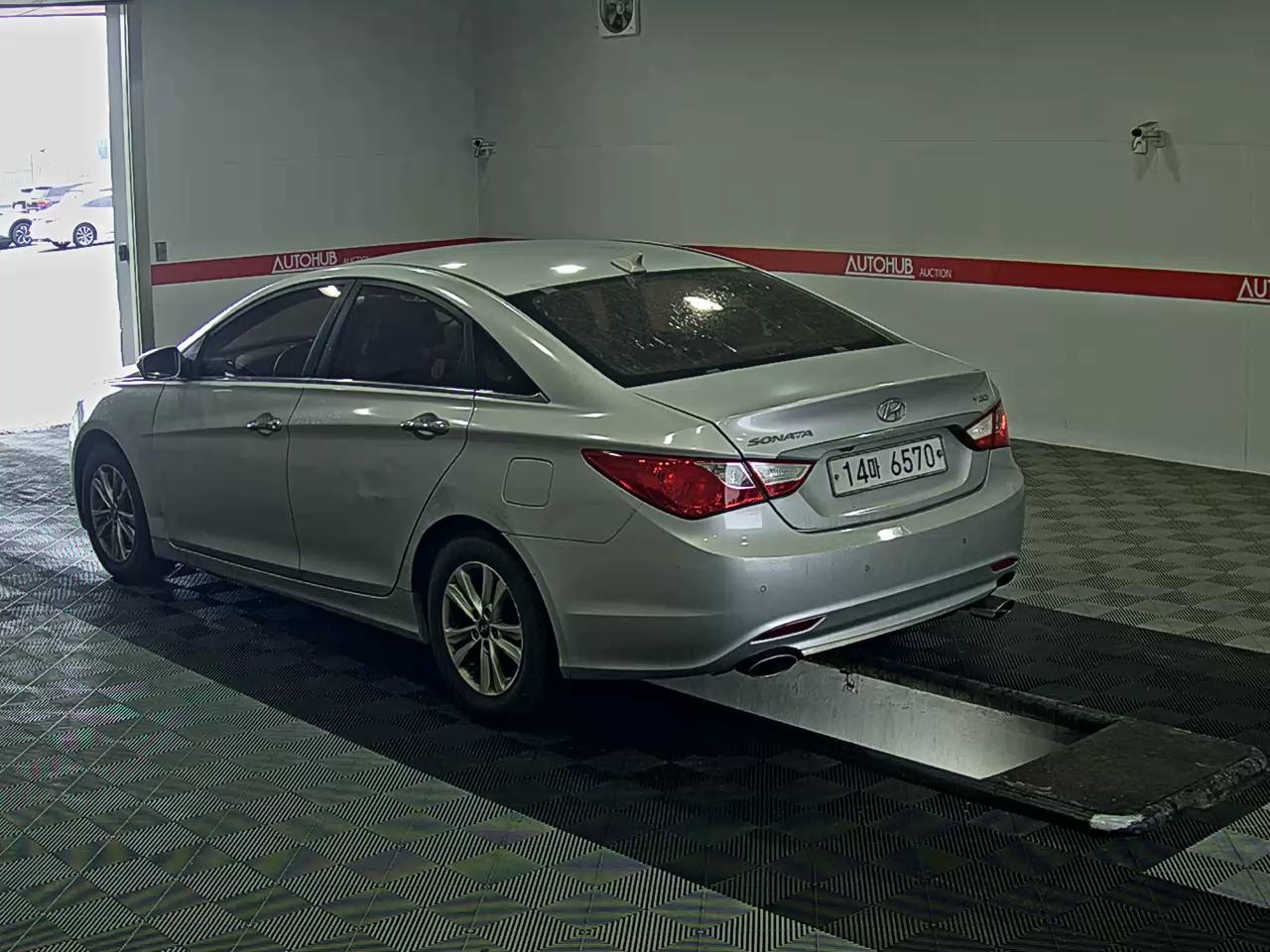 2010 - hyundai sonata