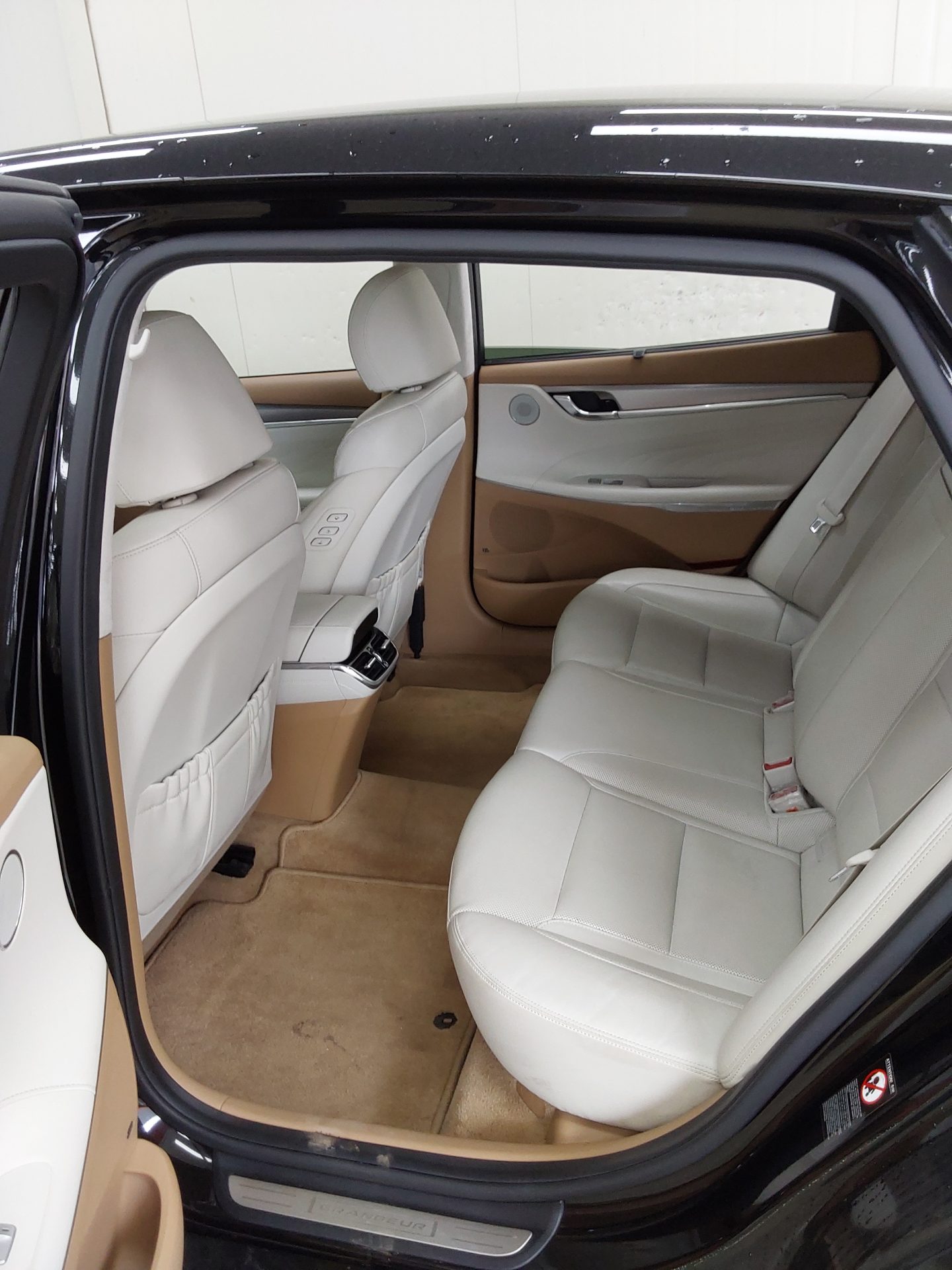2022 - hyundai grandeur