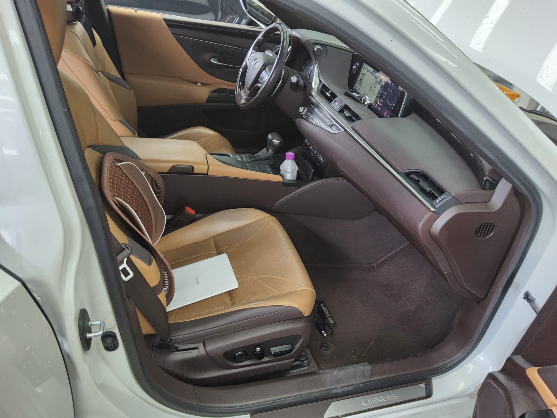 Lexus ES - 13