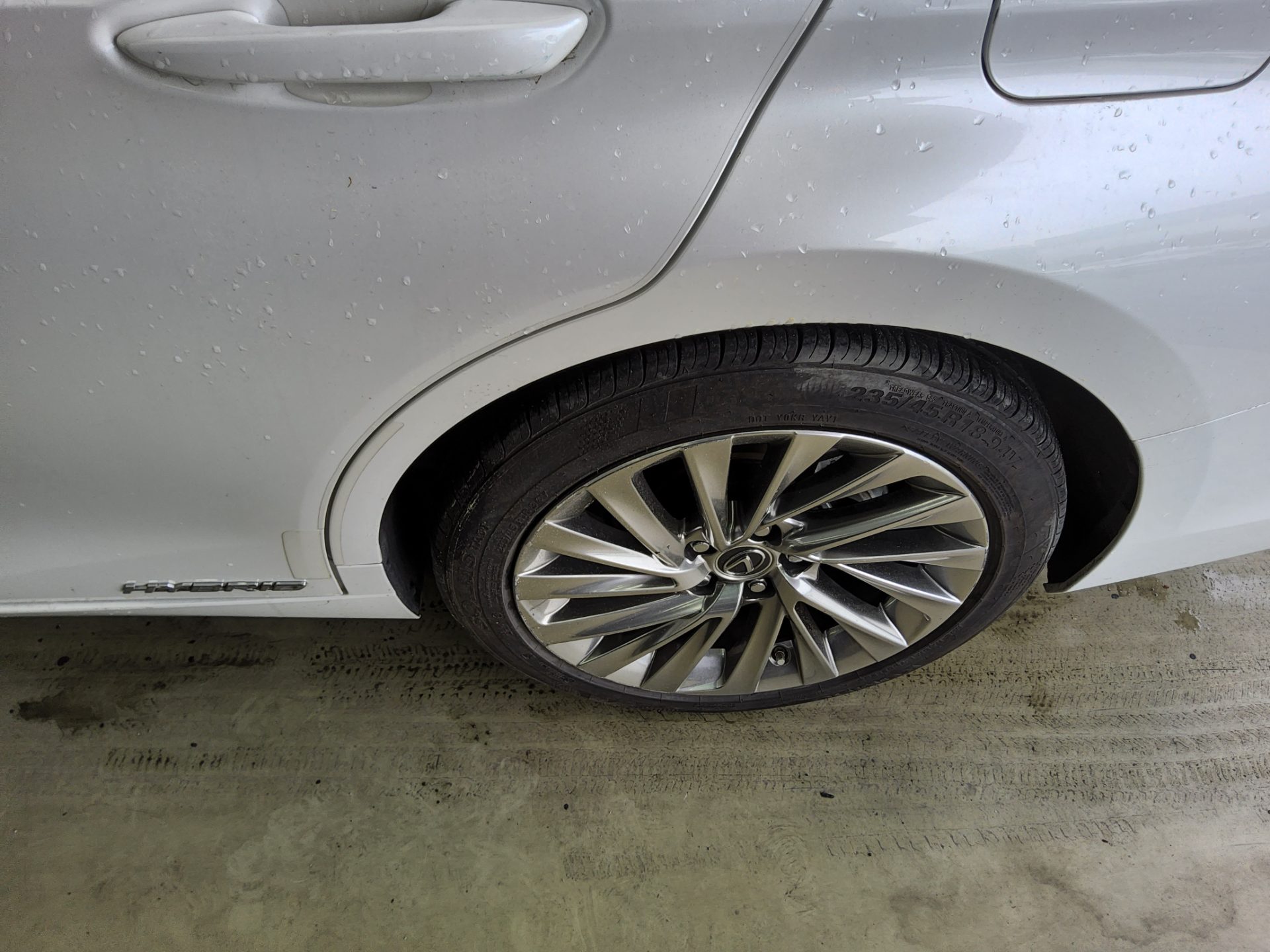 Lexus ES - 20