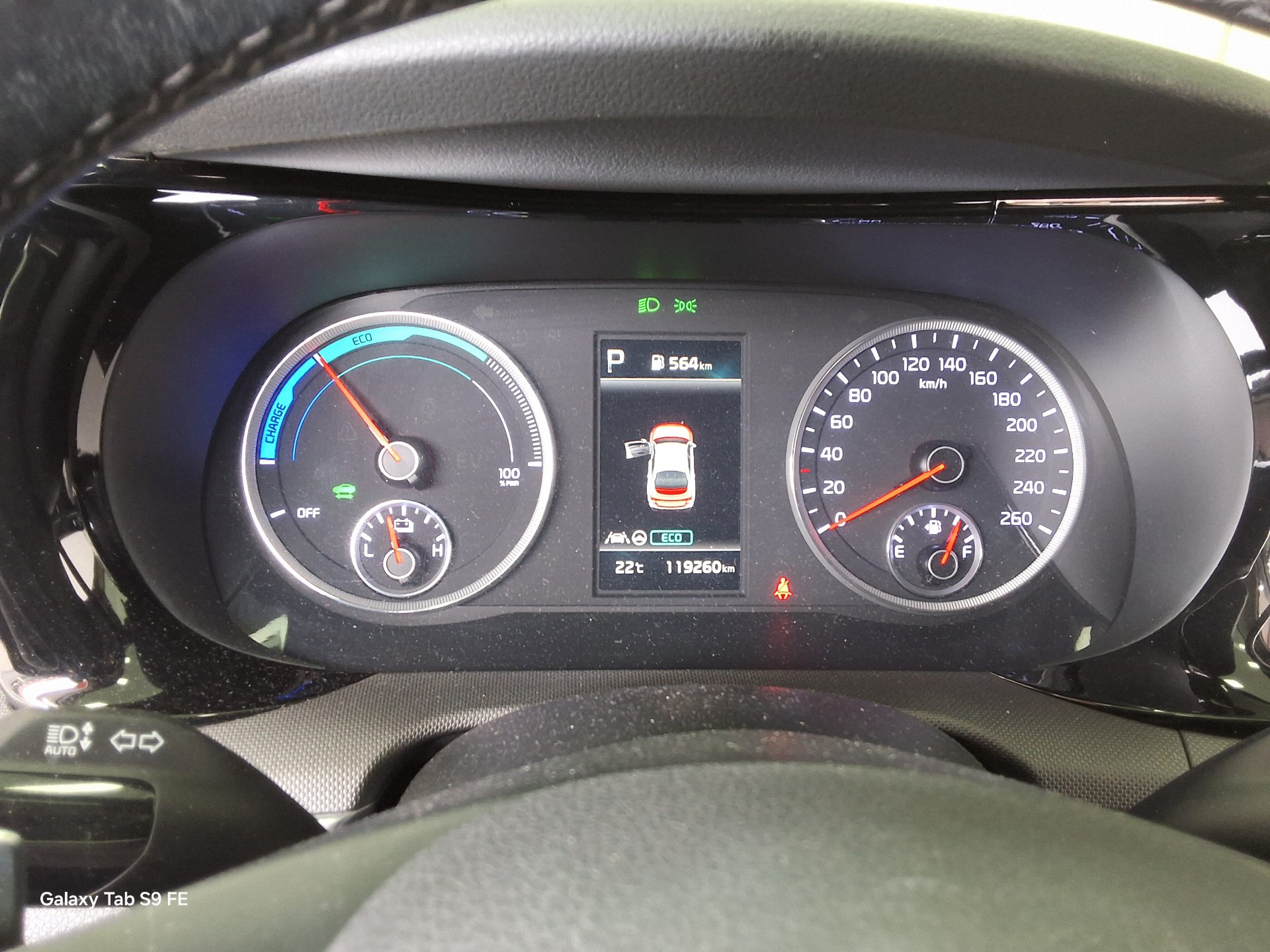 2022 - kia k5