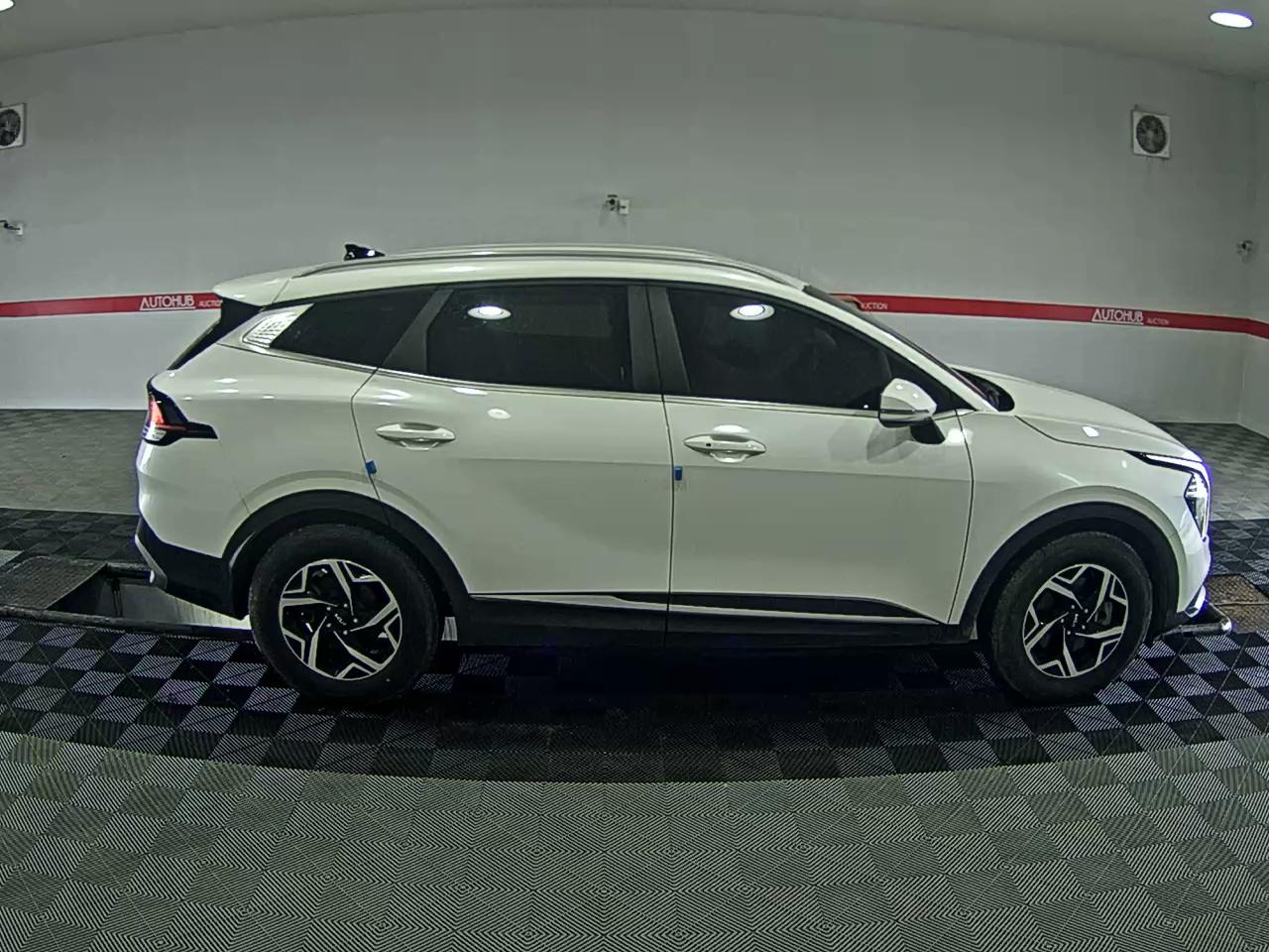 2022 - kia sportage