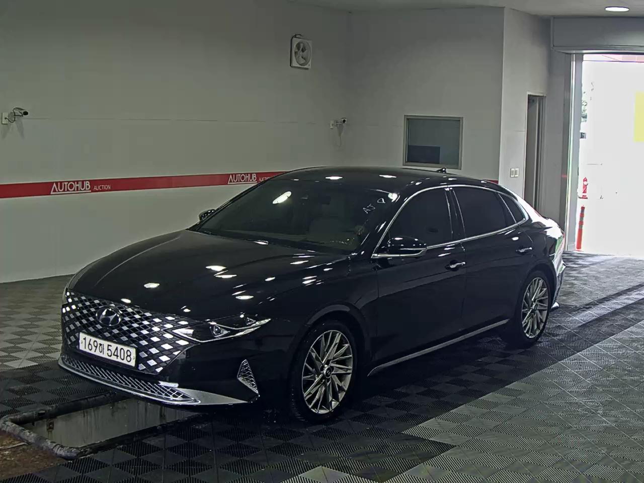 HYUNDAI GRANDEUR CALLRAPHY
