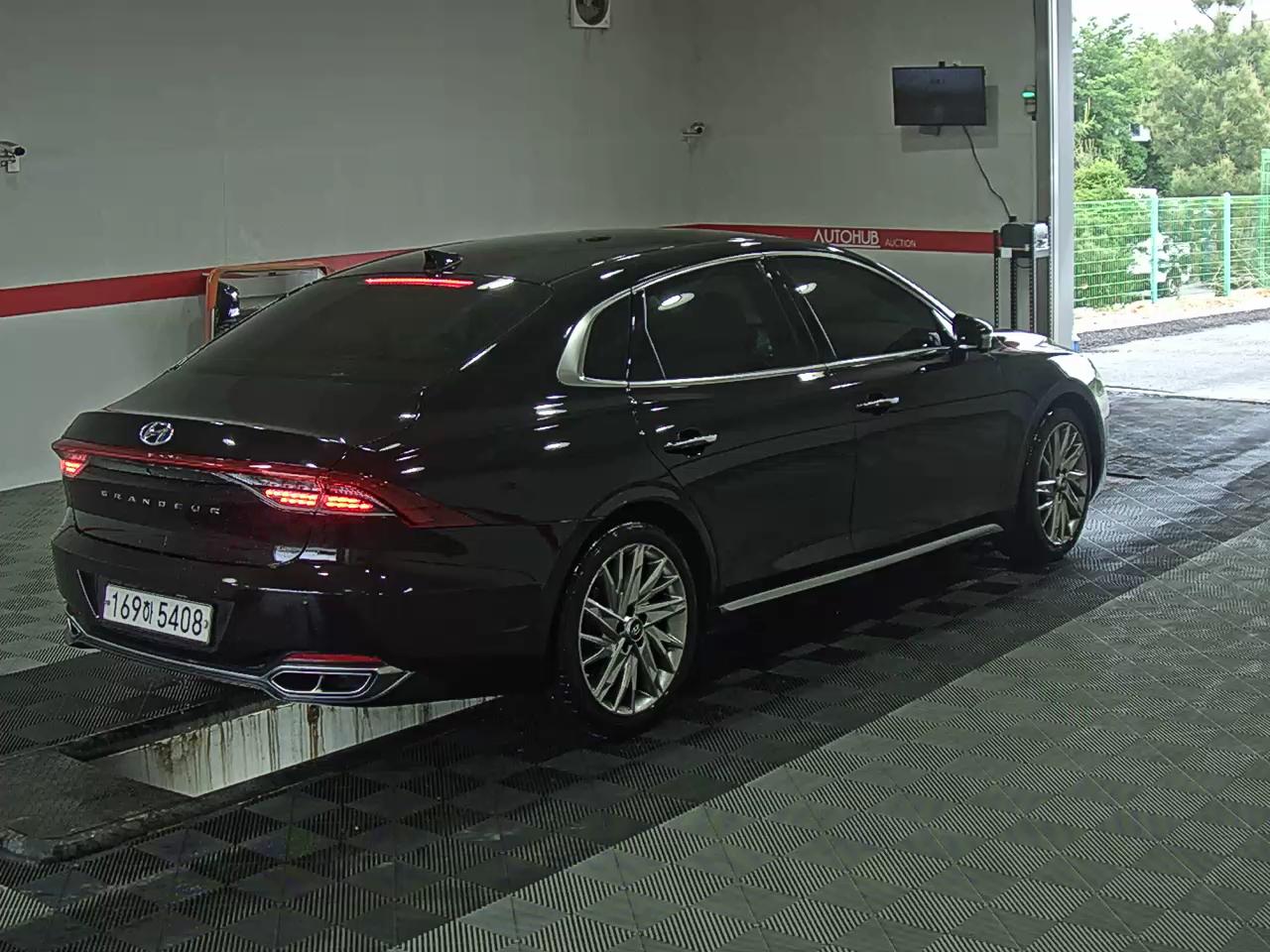 2022 - hyundai grandeur