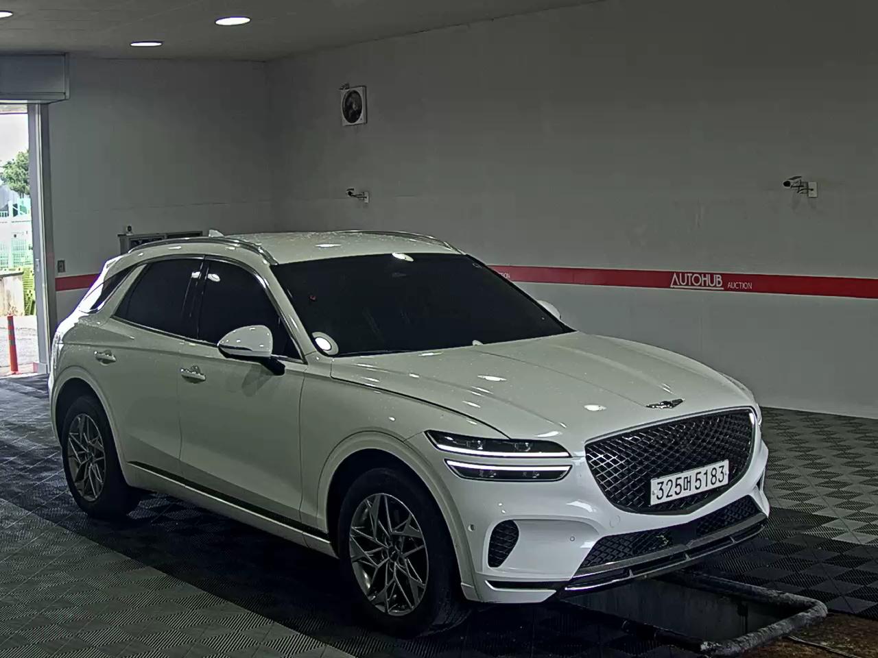 2023 - genesis gv70