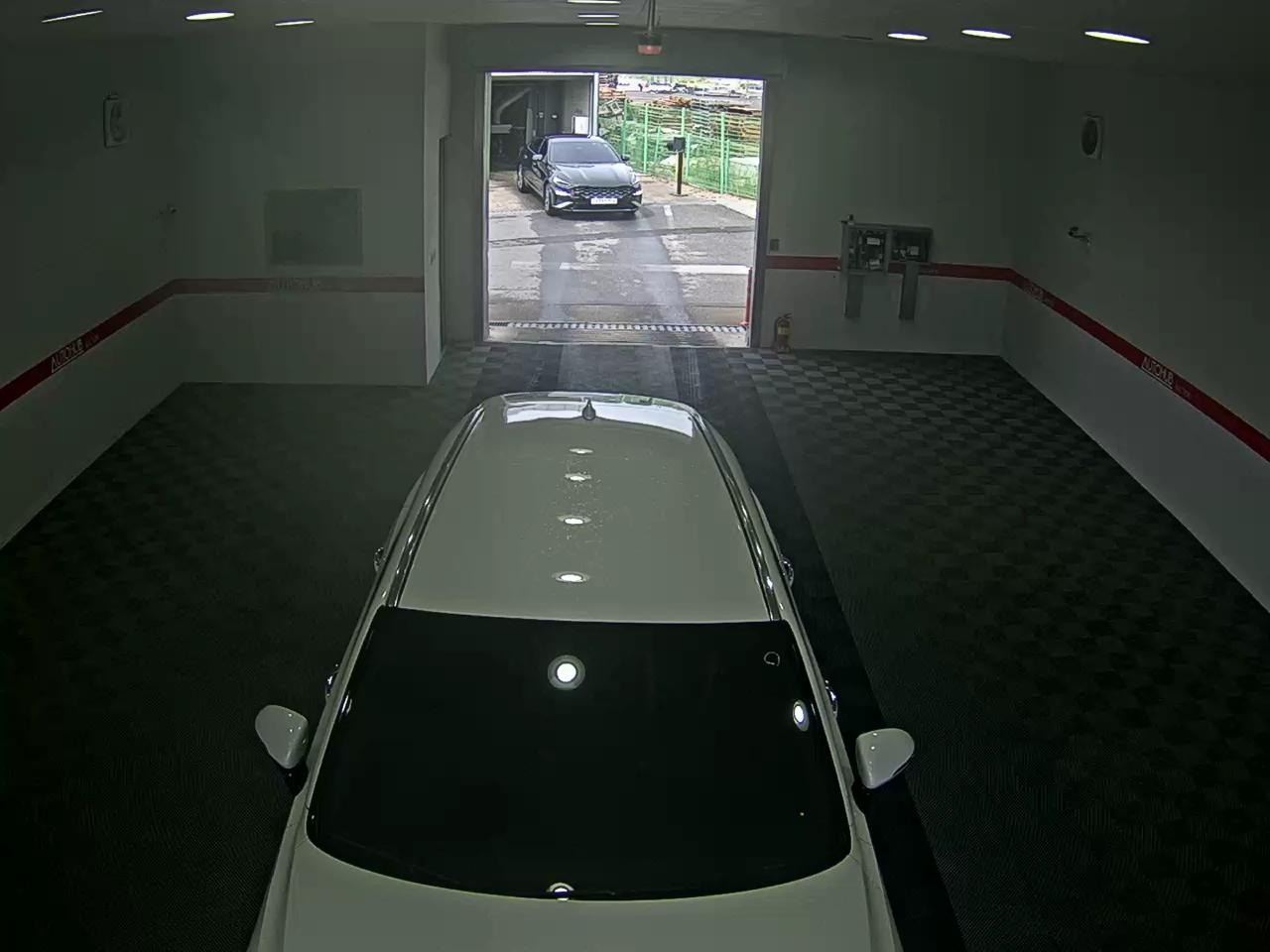 2023 - genesis gv70