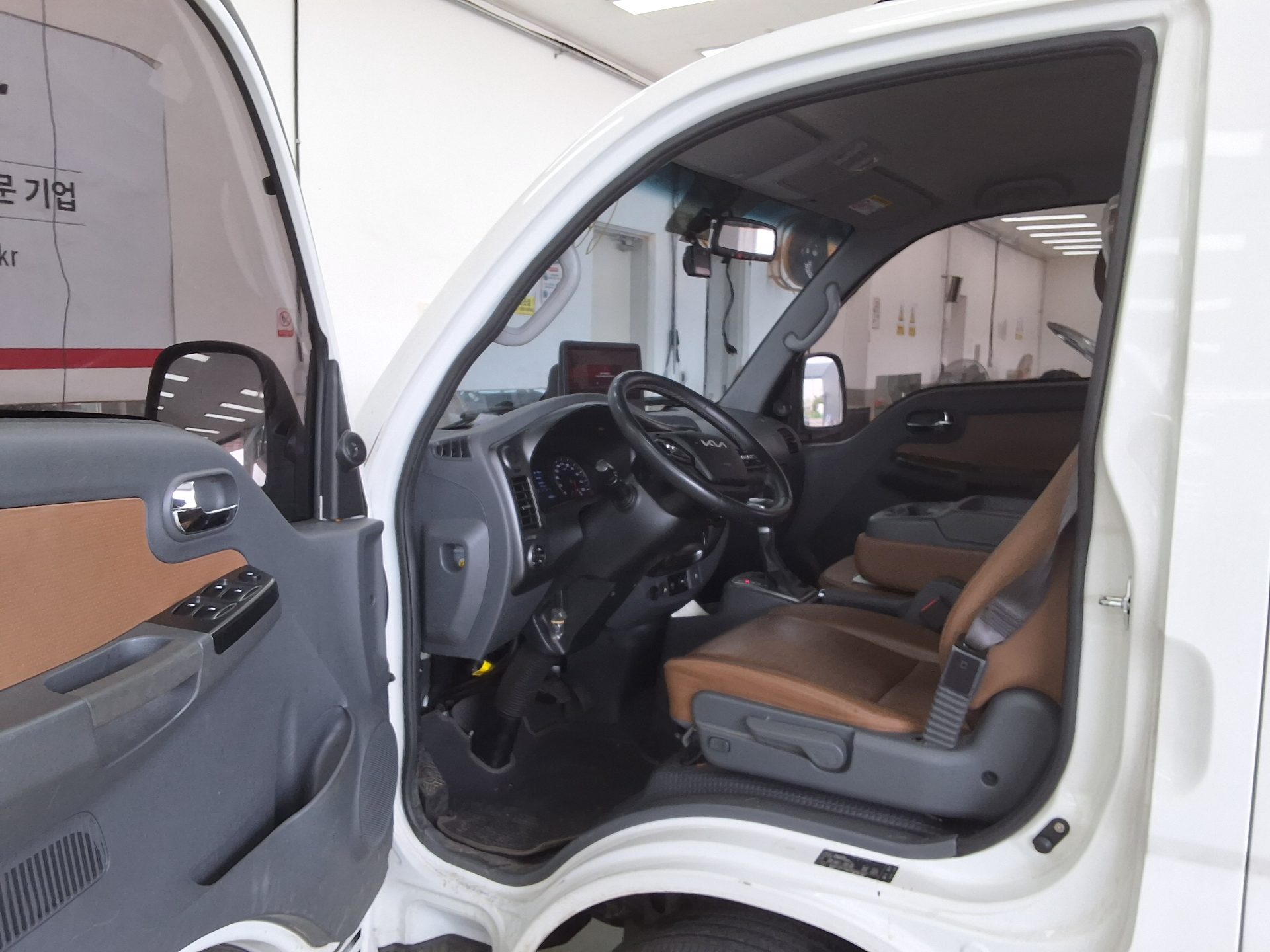 2025 - kia bongo